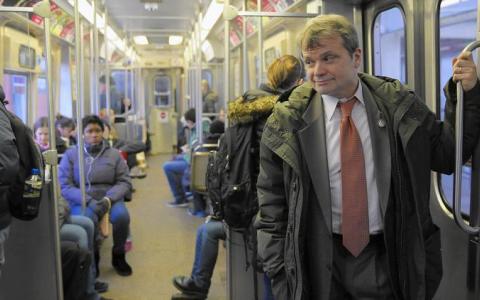 Rep. Quigley on the brown line