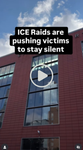 Quigley visits Cook County DV Courthouse