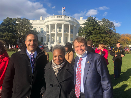 Rep. Quigley stands in front of the White House with Rep. Krishnamoorthi and Mayor Lori Lightfoot
